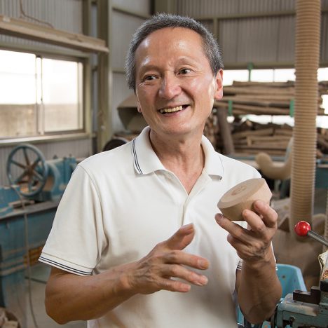 独楽工房 隈本木工所 代表 隈本 知伸